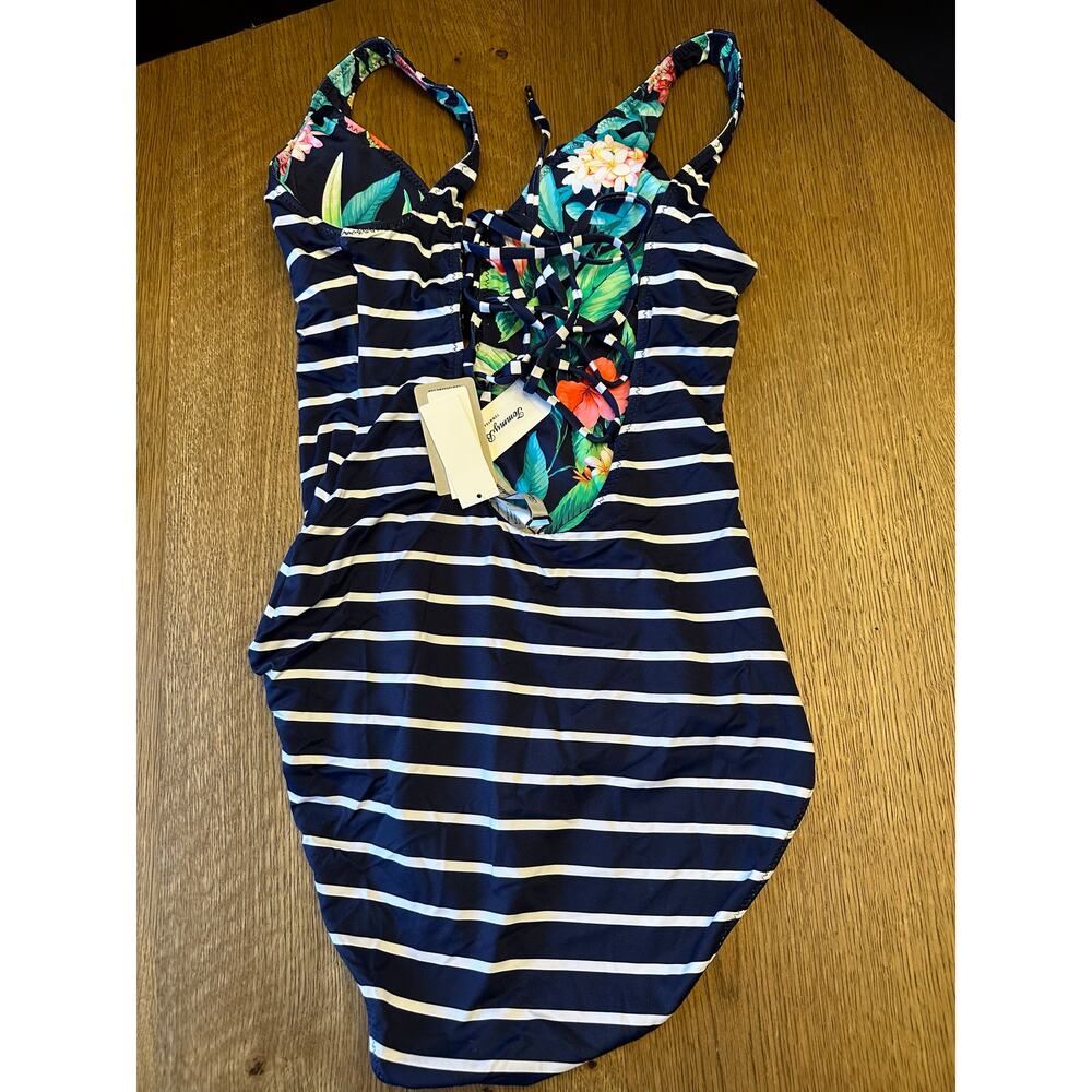 NWT Tommy Bahama Tropi-Calling Reversible Lace Back Floral/Navy Sz 12 - Picture 8 of 9